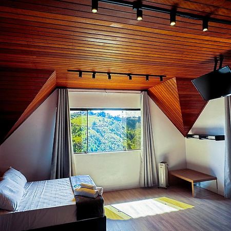 Velinn Pousada Casa De Campos Mountain House Campos do Jordão Екстериор снимка